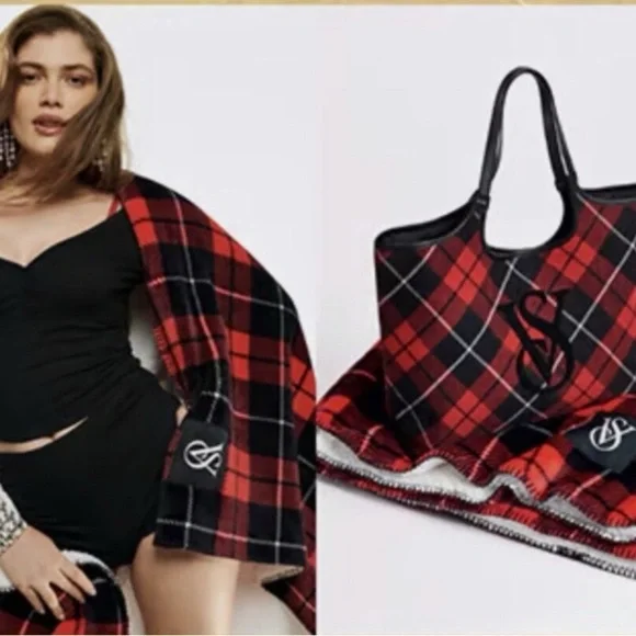 Victoria’s Secret Plaid Tote Weekender Bag And Cozy Sherpa Blanket Set - Picture 1 of 8